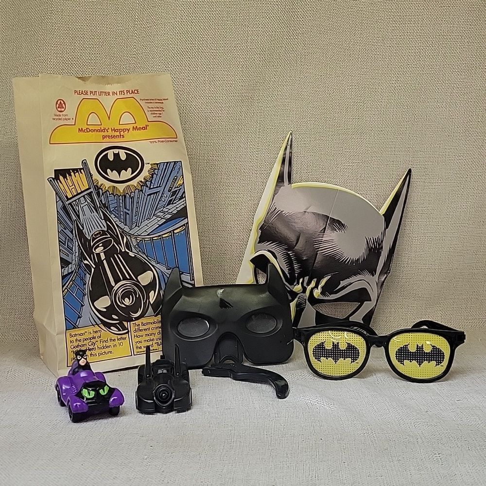 Batman Happy Meal‎ Paper Bag, 2 Cars, Batman Magnifying Glass Mask, Glasses, (2)